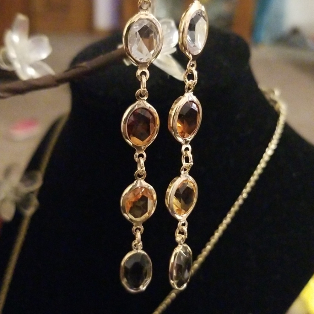 Gorgeous mix of gold and glass stone Earrings